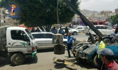 حملة لإزالة العشوائيات ومسببات الازدحام المروري في أمانة العاصمة